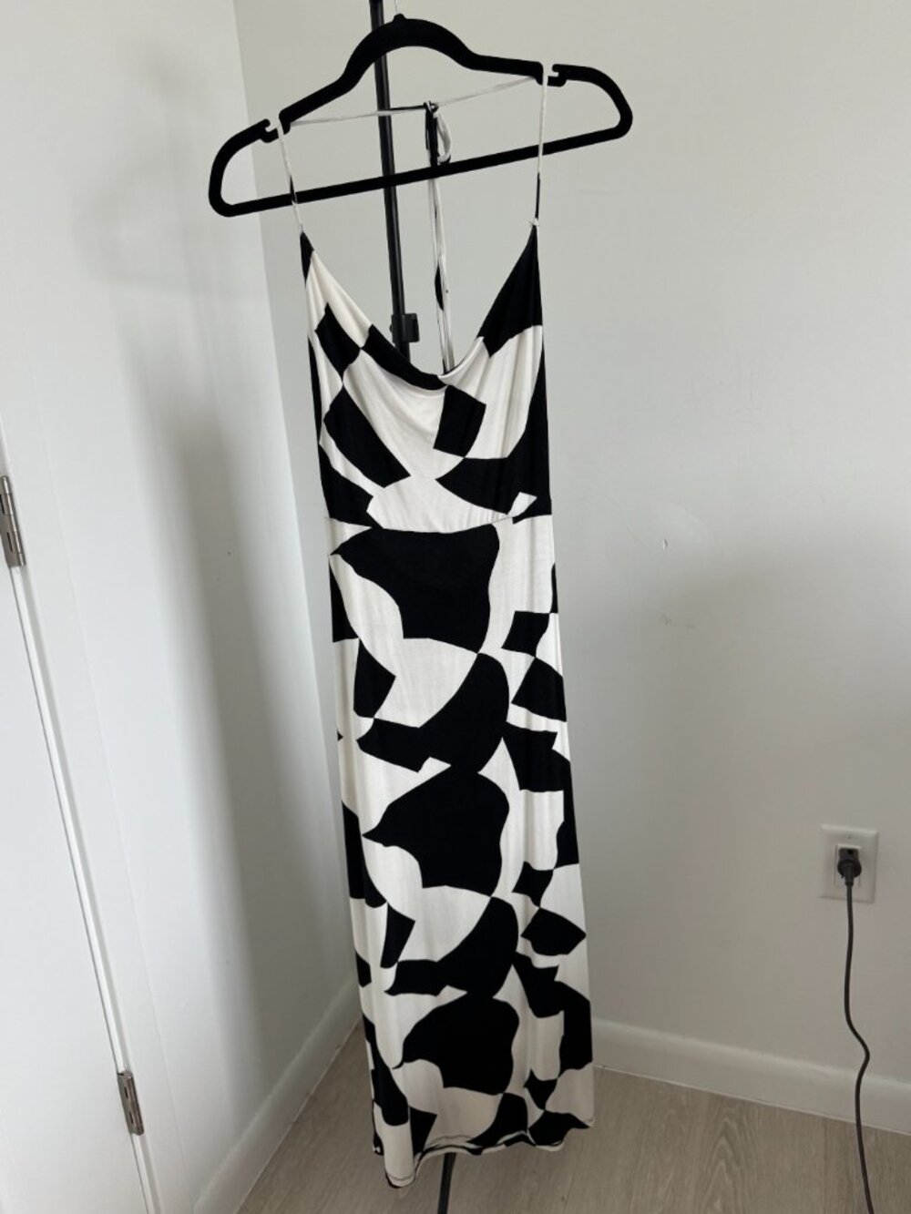 Forever 21 Black White Cowl Neck Open Back Maxi Dress S